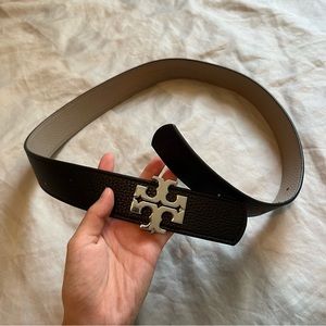 Tory burch black and grey reversible logo belt